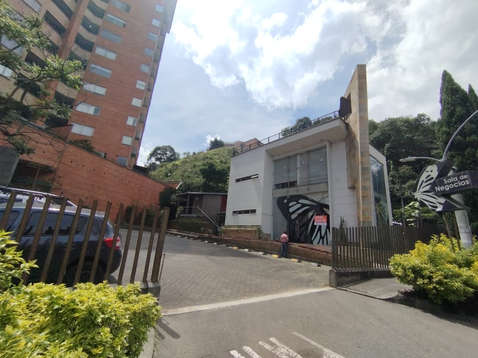 Oficina en Arriendo en Las Lomitas, Sabaneta