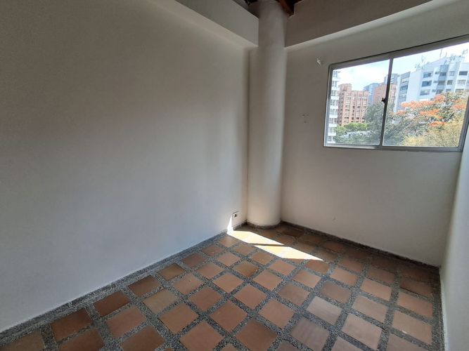 Apartamento de 3 alcobas en arriendo en Los Balsos, Medellín, 230 m² · foto 8 de 20