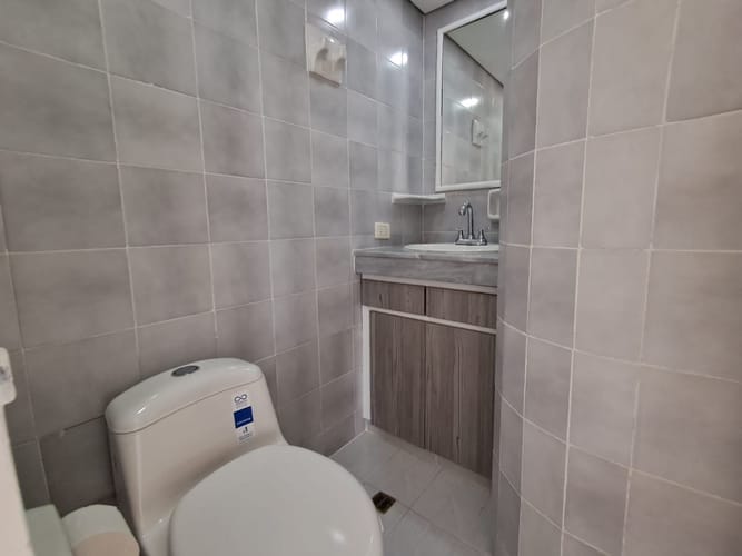 Apartamento de 3 alcobas en arriendo en Los Balsos, Medellín, 230 m² · foto 9 de 20