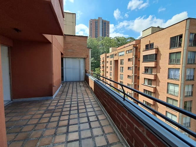 Apartamento de 3 alcobas en arriendo en Los Balsos, Medellín, 230 m² · foto 15 de 20