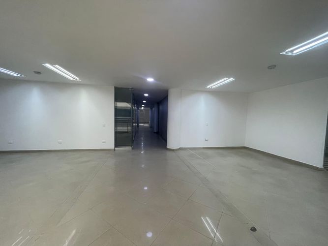 Local en arriendo en Centro, Rionegro, 587 m² · foto 2 de 10