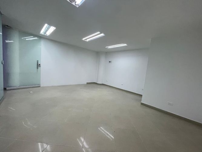 Local en arriendo en Centro, Rionegro, 587 m² · foto 9 de 10