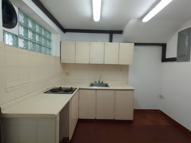 Casa de 7 alcobas en arriendo en Nueva Granada, Bogotá, 300 m² · foto 2 de 20