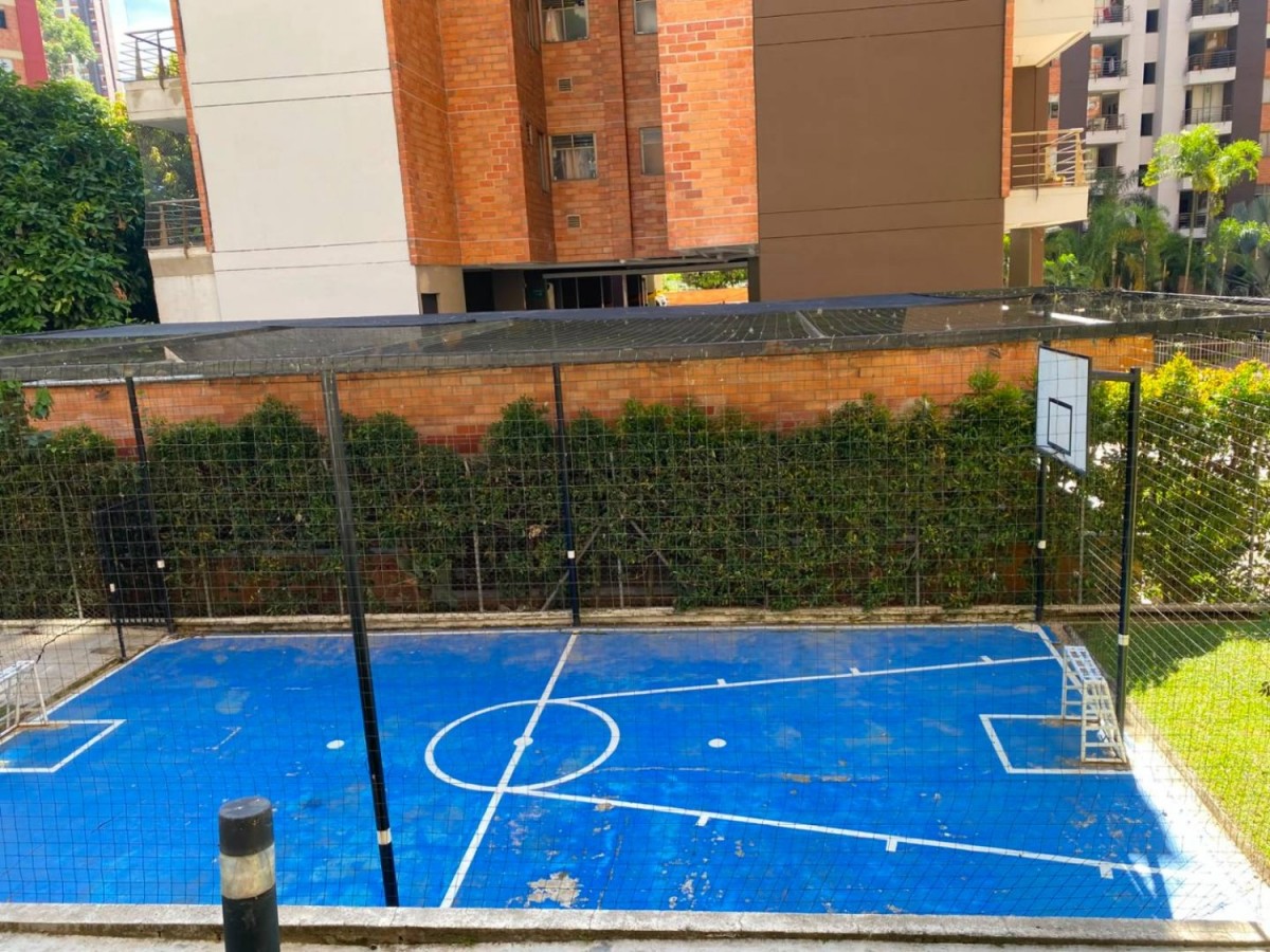 Apartamento en venta en Camino Verde, Envigado · foto 17 de 21