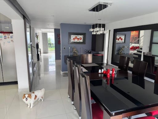 Casa de 4 alcobas en venta en Niza, Bogotá, 325 m² · foto 8 de 21
