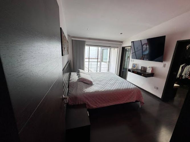 Casa de 4 alcobas en venta en Niza, Bogotá, 325 m² · foto 13 de 21