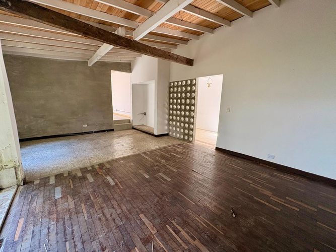 Oficina en arriendo en El Poblado, Medellín, 400 m² · foto 6 de 13