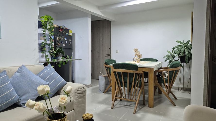 Apartamento de 2 alcobas en venta en Restrepo Naranjo, Sabaneta, 60 m² · foto 11 de 24