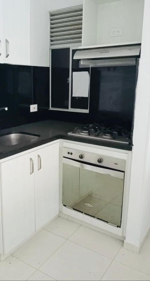 Apartamento en venta en Valle Del Lili, Cali · foto 4 de 19