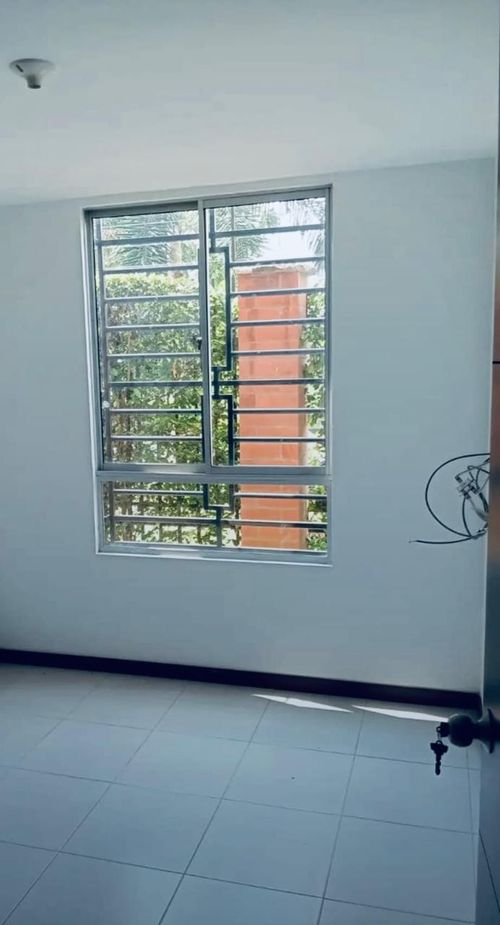Apartamento en venta en Valle Del Lili, Cali · foto 8 de 19