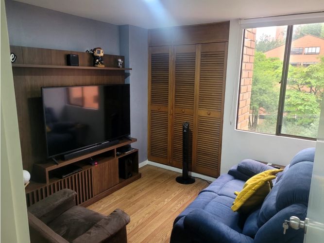 Apartamento de 3 alcobas en venta en El Diamante No. 2, Medellín, 100 m² · foto 4 de 8