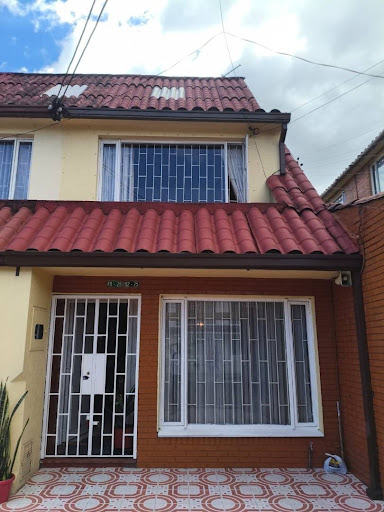 Casa en venta en Los Andes, Bogotá · foto 2 de 19