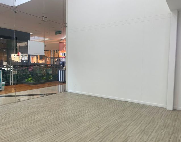 Local en arriendo en El Poblado, Medellín, 64 m² · foto 2 de 20