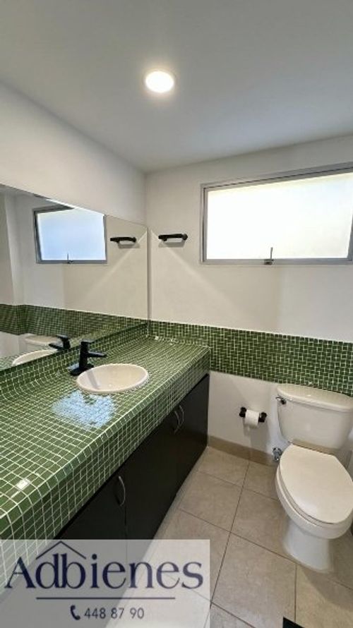 Casa de 3 alcobas en venta en Las Palmas, Envigado, 320 m² · foto 15 de 16