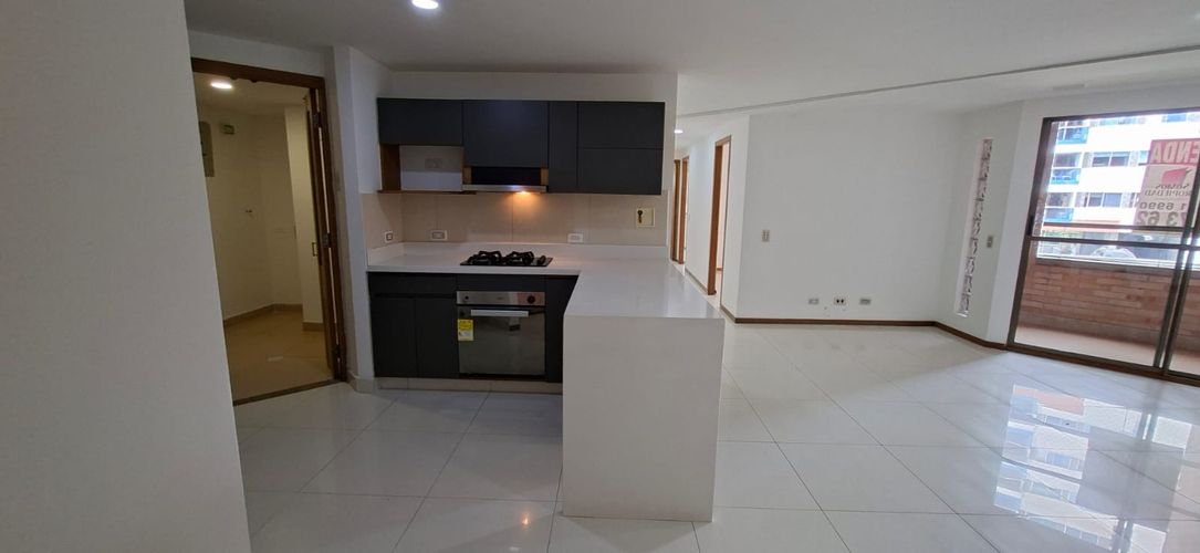 Apartamento de 3 alcobas en arriendo en Aves Maria, Sabaneta, 85 m² · foto 2 de 24