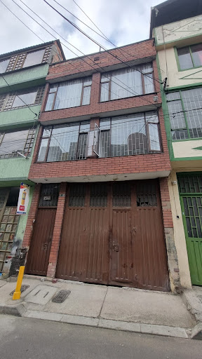 Casa en venta en Galan, Bogotá · foto 2 de 18