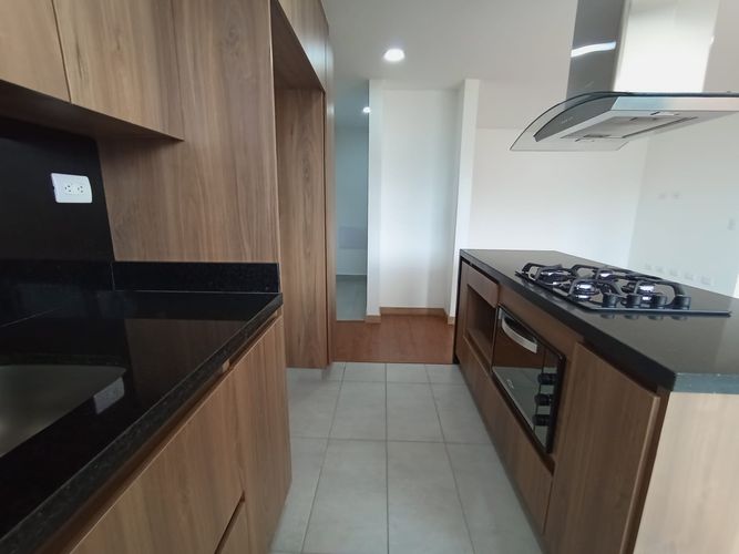 Apartaestudio en arriendo en Suramérica, Itagüí, 72 m² · foto 2 de 18