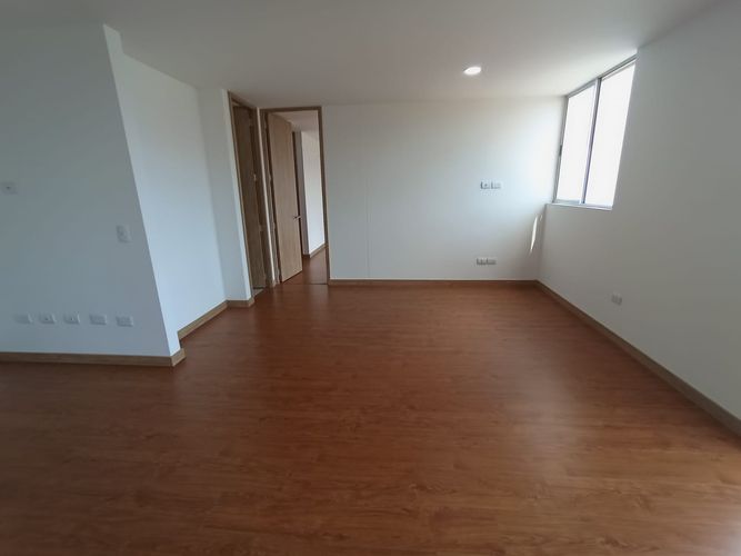 Apartaestudio en arriendo en Suramérica, Itagüí, 72 m² · foto 6 de 18