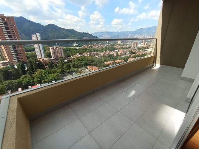 Apartaestudio en arriendo en Suramérica, Itagüí, 72 m² · foto 10 de 18