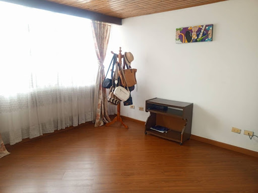 Casa en venta en Normandia, Bogotá · foto 13 de 20