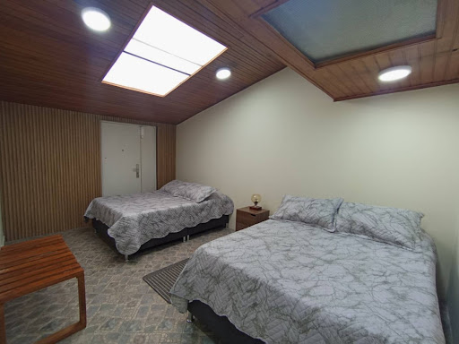 Casa en venta en Alhambra, Bogotá · foto 4 de 20
