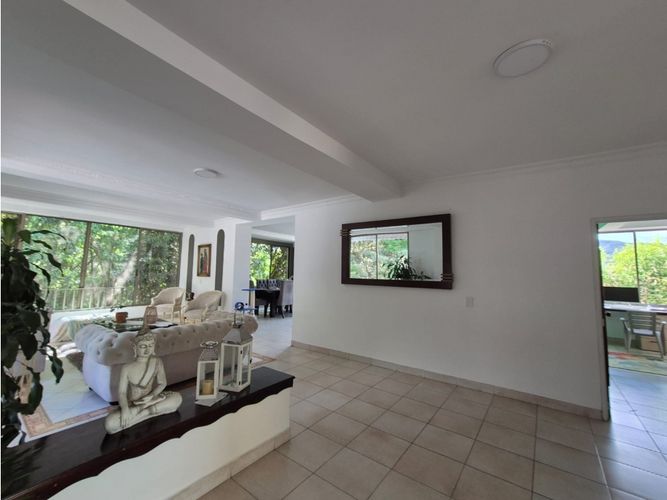 Casa de 4 alcobas en venta en Sector La Luisa Bella Suiza, Cali, 575 m² · foto 10 de 24