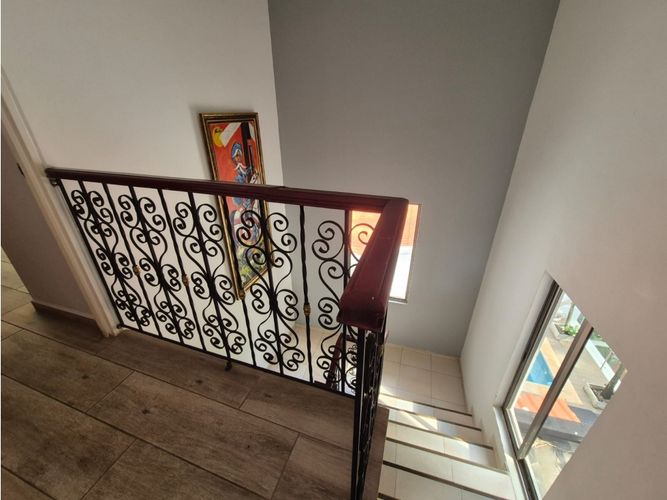 Casa de 4 alcobas en venta en Sector La Luisa Bella Suiza, Cali, 575 m² · foto 19 de 24