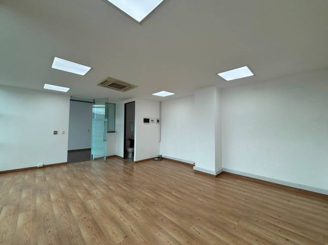 Oficina en arriendo en Milla De Oro, Medellín, 54 m² · foto 4 de 13