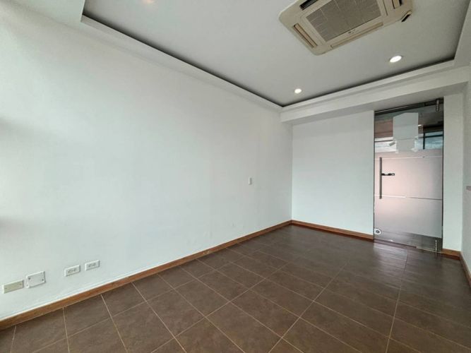 Oficina en arriendo en Milla De Oro, Medellín, 54 m² · foto 11 de 13