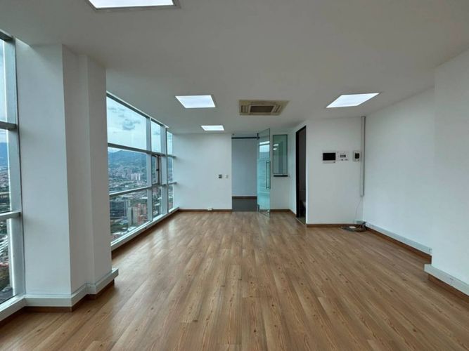 Oficina en arriendo en Milla De Oro, Medellín, 54 m² · foto 13 de 13