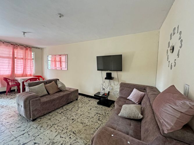 Casa de 12 alcobas en venta en San Judas Tadeo Ii, Cali, 472 m² · foto 9 de 24