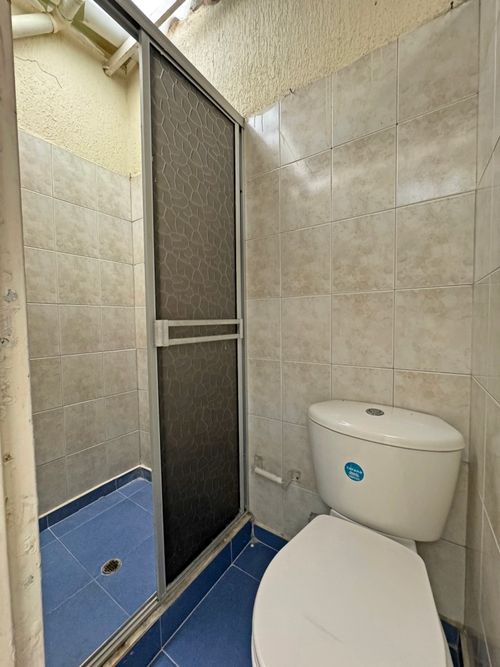 Casa de 12 alcobas en venta en San Judas Tadeo Ii, Cali, 472 m² · foto 11 de 24