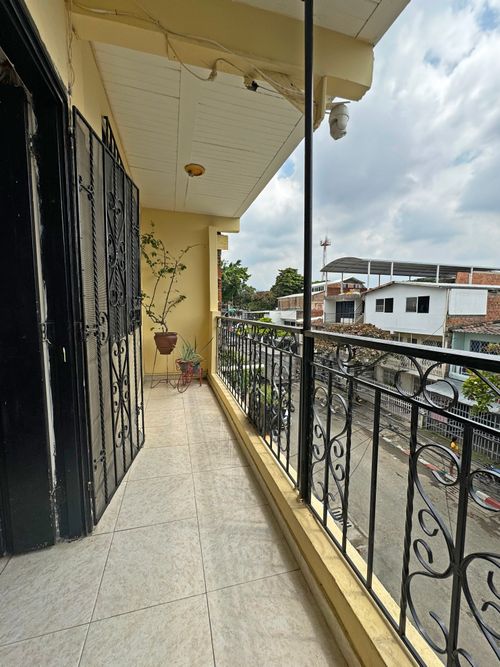Casa de 12 alcobas en venta en San Judas Tadeo Ii, Cali, 472 m² · foto 12 de 24