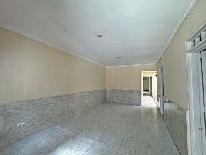 Casa de 12 alcobas en venta en San Judas Tadeo Ii, Cali, 472 m² · foto 17 de 24