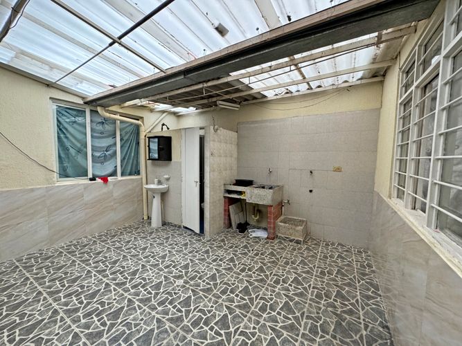 Casa de 12 alcobas en venta en San Judas Tadeo Ii, Cali, 472 m² · foto 19 de 24