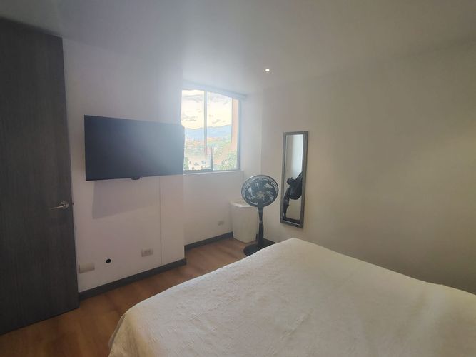 Apartamento de 2 alcobas en arriendo en El Poblado, Medellín, 87 m² · foto 11 de 18