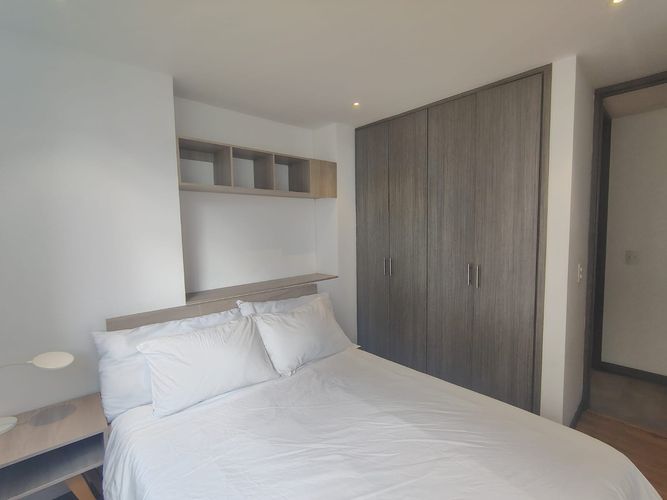 Apartamento de 2 alcobas en arriendo en El Poblado, Medellín, 87 m² · foto 12 de 18