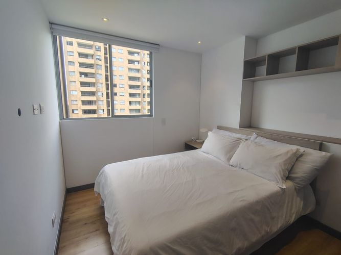 Apartamento de 2 alcobas en arriendo en El Poblado, Medellín, 87 m² · foto 13 de 18