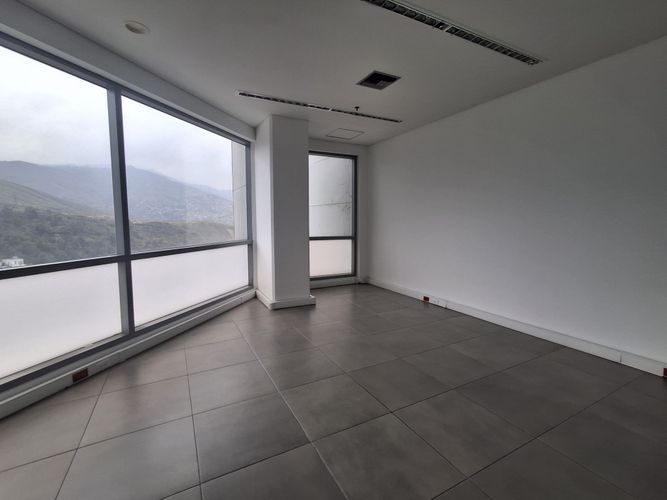 Oficina en arriendo en Chipichape, Cali, 58 m² · foto 4 de 7