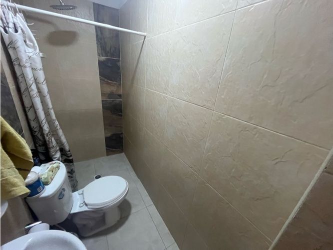 Local en arriendo en Los Naranjos, Medellín, 147 m² · foto 5 de 7