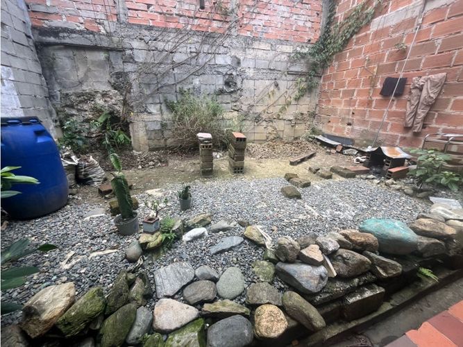 Local en arriendo en Los Naranjos, Medellín, 147 m² · foto 6 de 7