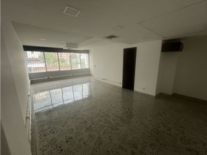 Oficina en arriendo en Santa Maria De Los Angeles, Medellín, 43 m² · foto 4 de 7