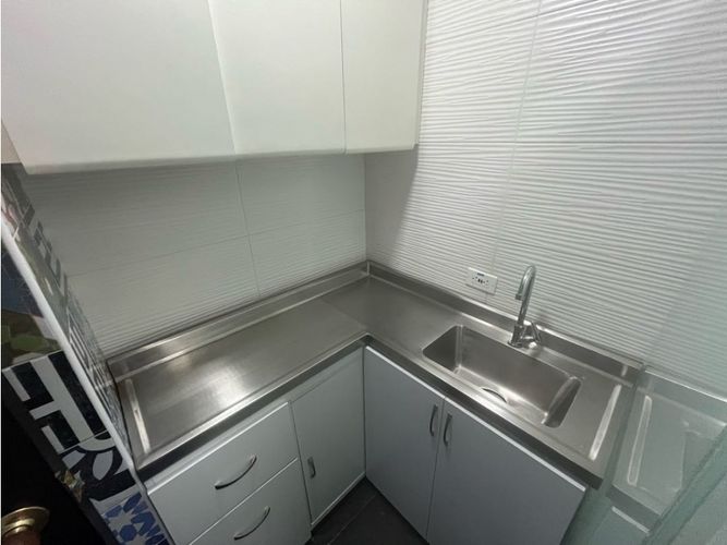 Oficina en arriendo en Santa Maria De Los Angeles, Medellín, 43 m² · foto 7 de 7