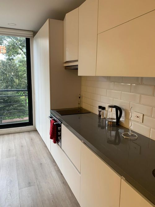 Apartaestudio en venta en El Virrey, Bogotá, 38 m² · foto 3 de 21