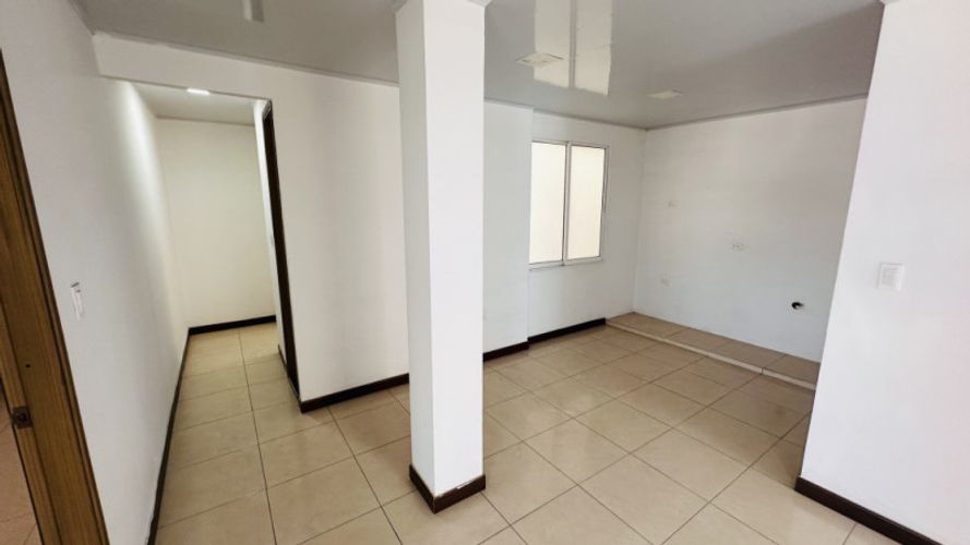 Consultorio en arriendo en El Gran Limonar, Cali, 60 m² · foto 9 de 20