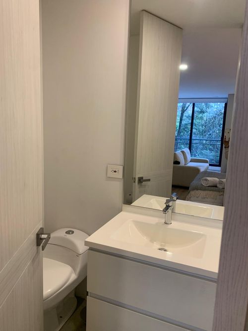 Apartaestudio en venta en El Virrey, Bogotá, 38 m² · foto 9 de 21