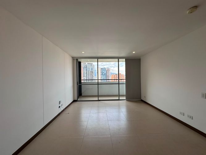 Apartamento de 1 alcoba en arriendo en El Poblado, Medellín, 62 m² · foto 2 de 16