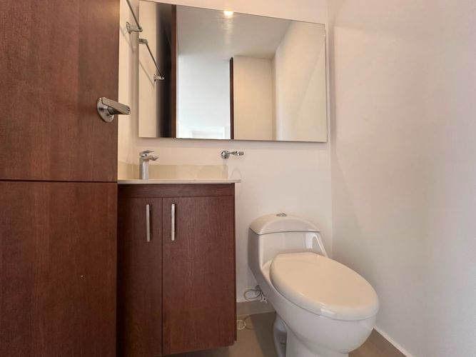 Apartamento de 1 alcoba en arriendo en El Poblado, Medellín, 62 m² · foto 14 de 16