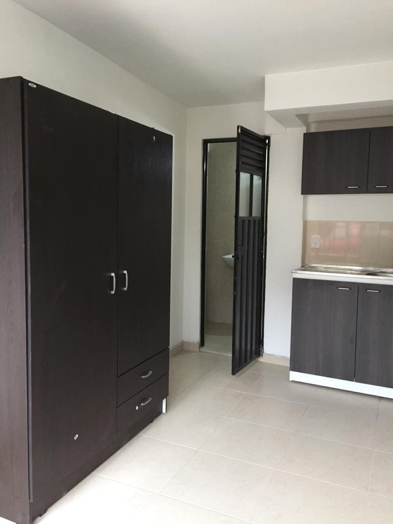 Casa en venta en Galerias, Bogotá · foto 3 de 23