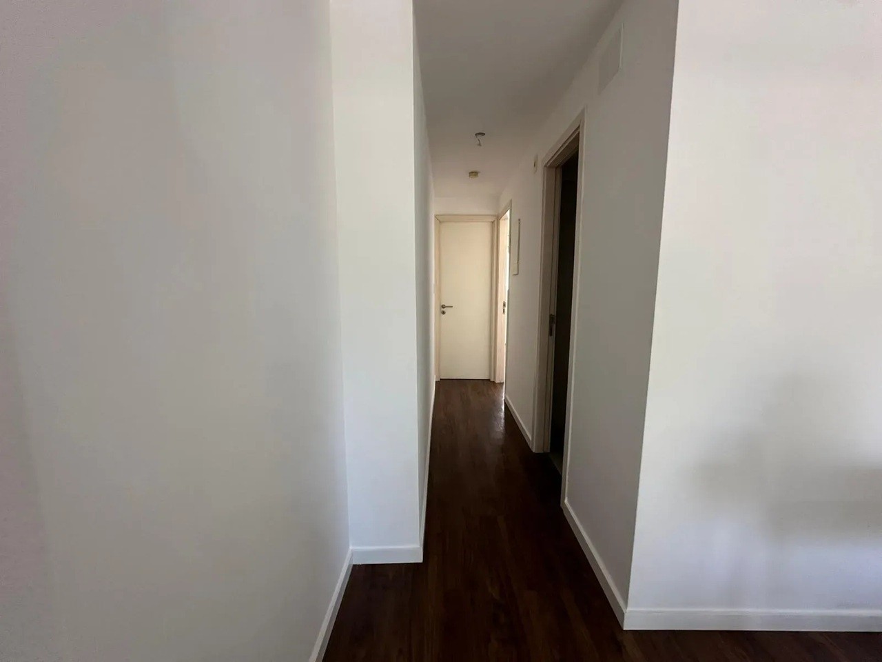 ALQUILER EN CORDON DE 2 DORMITORIOS, PISO 3 AL FRENTE, BALCON Y TERRAZA LAVADERO, BARBACOA · Foto 9